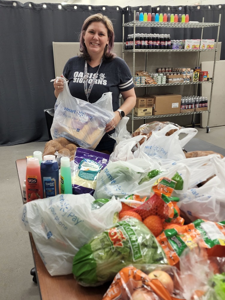 Oasis Offerings Food Pantry Receives Grant from Walmart